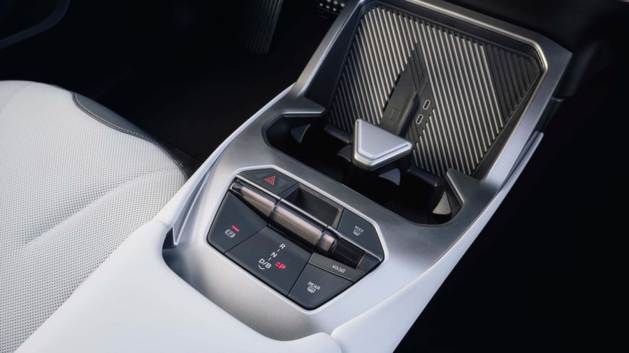 BMW ukida stari iDrive: Vozači ostaju bez čuvenog točkića posle 25 godina – i ne žale se