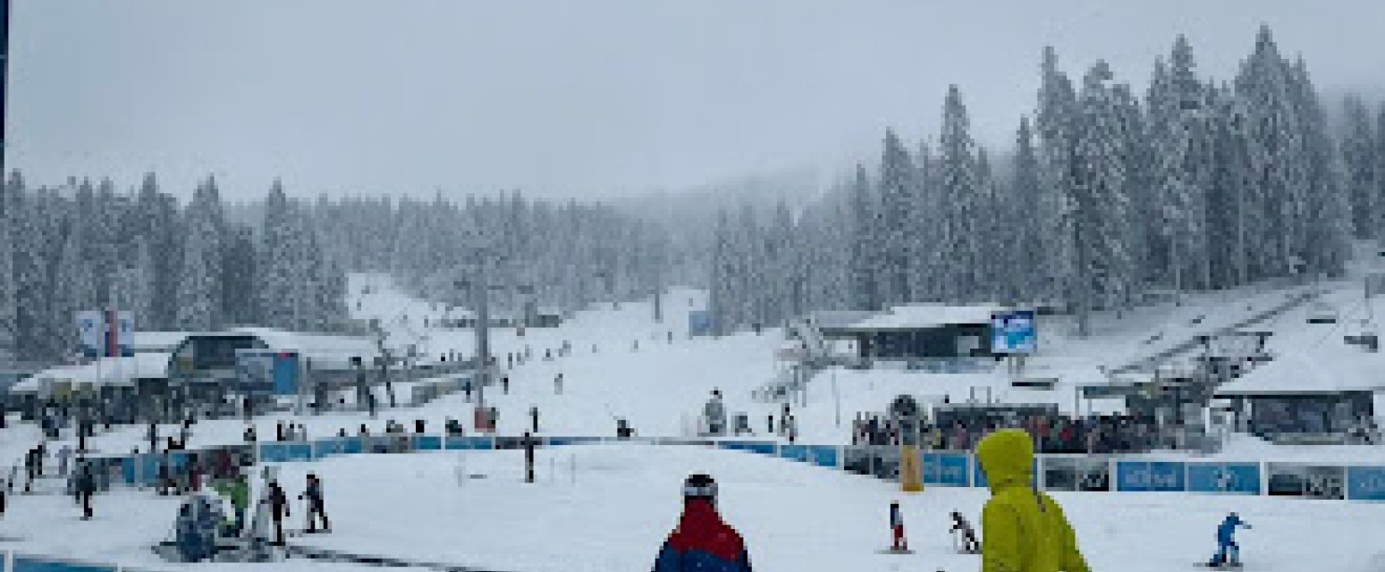 Poslednji spust na Kopaoniku: Milionske vožnje i puni kapaciteti FOTO