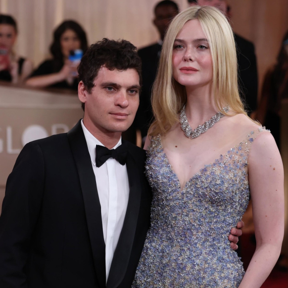 Zbog razlike u visini jedni im se smeju, a drugi poručuju – tako to rade sigurni muškarci FOTO