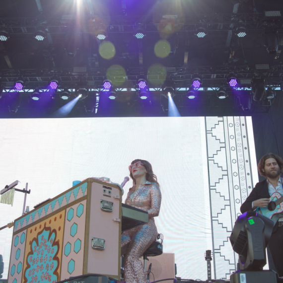 Pevačica zgrozila objavom: "Udala sam se za svog psa" FOTO