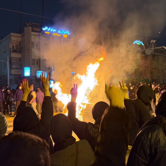 I, puklo je...; Kreću pogubljenja; Tramp napada? 2.571 osoba je mrtva FOTO/VIDEO