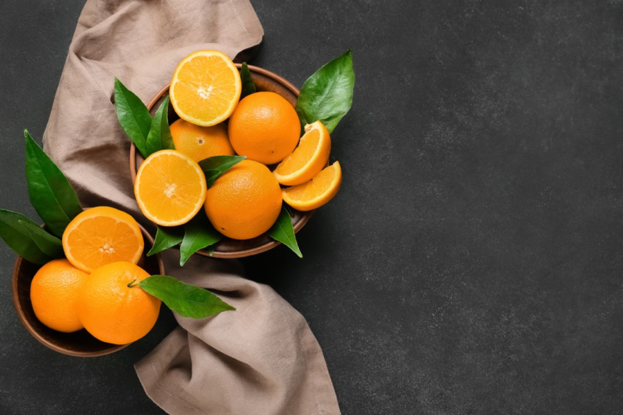 Velika greška pri jedenju pomorandže: Mnogi ga bacaju, ali taj deo je pun vitamina