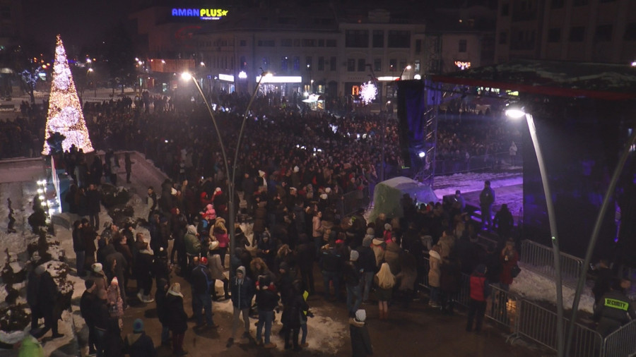 Građani Čačka užasnuti ponašanjem blokadera na koncertu: Dotakli su dno FOTO/VIDEO