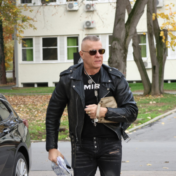 "Da li da brinemo da ćemo ostati bez glave": Nakon sramnog napada na Anu Bekutu oglasio se njen kolega VIDEO