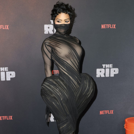 Umetničko delo ili potpuni promašaj? Njeno izdanje je šokiralo mnoge FOTO