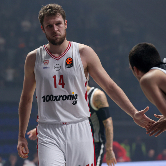 Vezenkov: "Znali smo da Partizan ima probleme..."