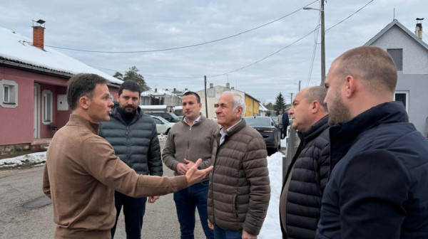 Mali obišao porodicu Živanović iz Valjeva: Teško nevreme pogodilo ovaj kraj, pokazujemo da brinemo FOTO/VIDEO