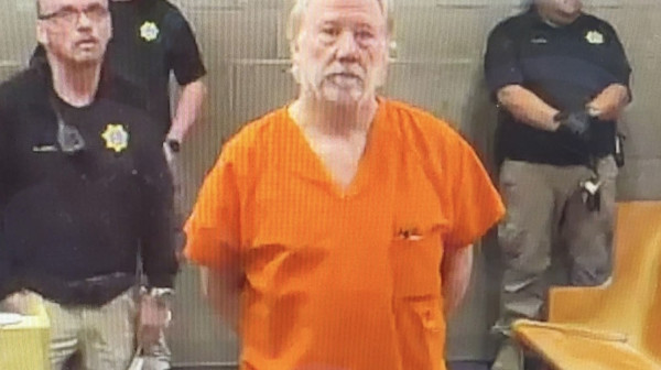 Poznato koliku bi kaznu Timoti Basfild mogao da dobije ako bude osuđen za zlostavljanje dece