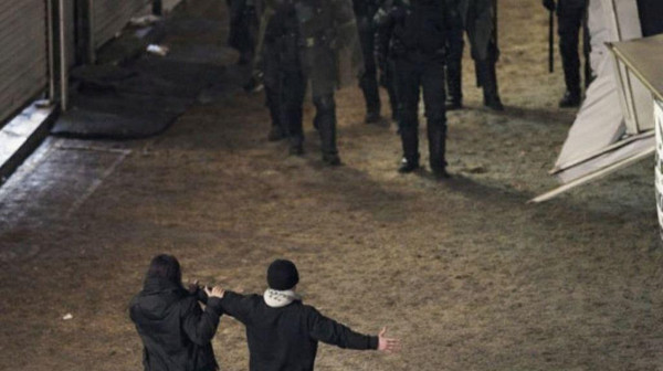 Postignut tajni sporazum? "Ulice su pune krvi, tela odnose kamionima" FOTO/VIDEO