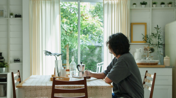 Ova svakodnevna navika negativno utiče na zdravlje: Starijima od 40 se savetuje da što pre prestanu