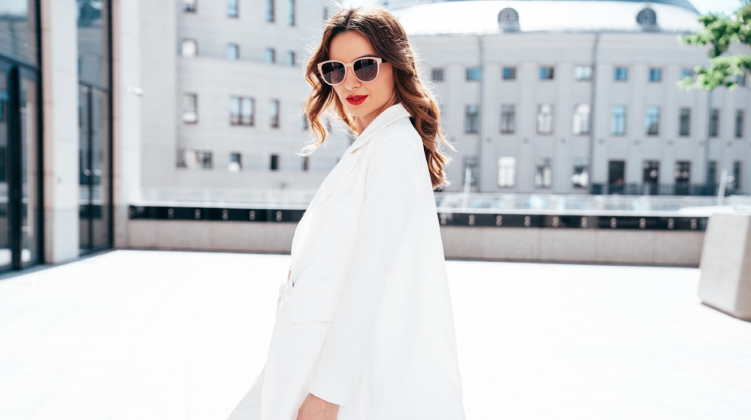 Mama sa TikToka postala viralna zbog svojih odevnih kombinacija VIDEO