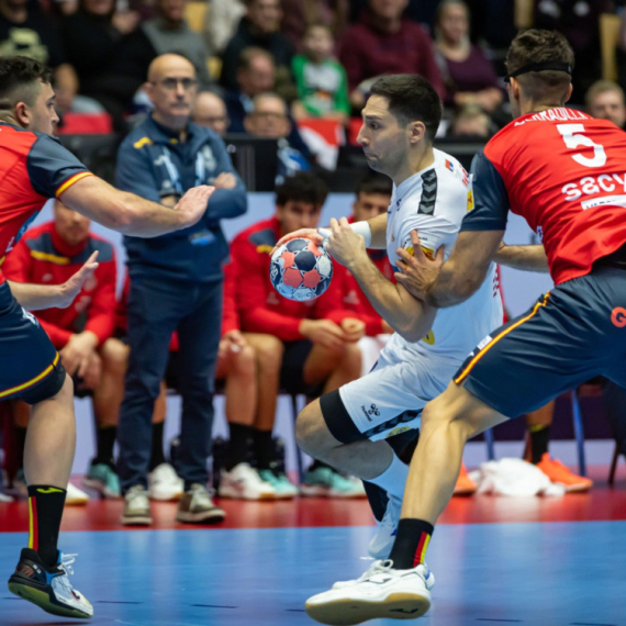 Organizator se obrukao: Srbija ili Češka? FOTO