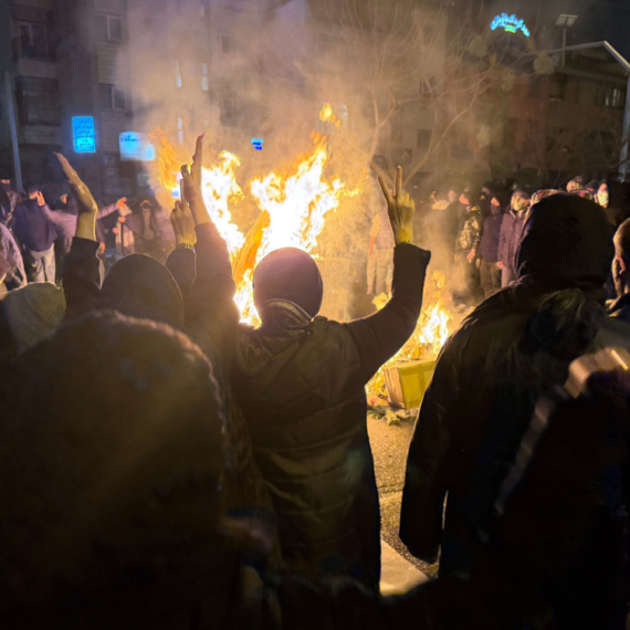 Vojska: Spremni smo kao zapete puške; Ljudi ginu, čuli se pucnjevi FOTO/VIDEO