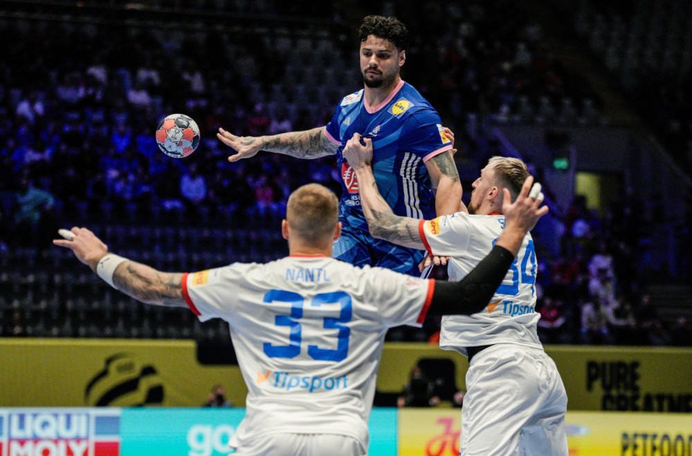 Francuzi siloviti na startu EP