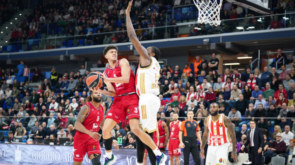 Zvezda i dalje posustaje