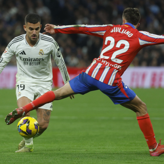 Emeri zove svoju staru ljubav