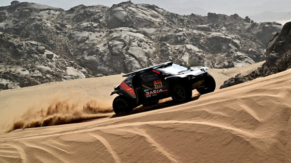 Dačija i Honda: Al-Atija i Brabek korak do trijumfa na Dakar reliju