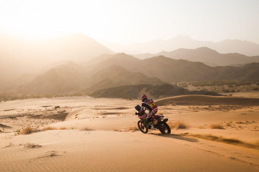 Dačija i Honda: Al-Atija i Brabek korak do trijumfa na Dakar reliju