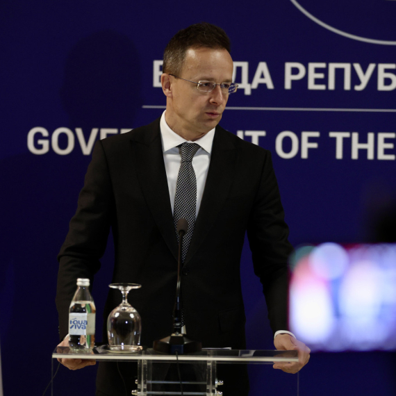 Sijarto: Povećanje udela Srbije u NIS-u matematički moguće