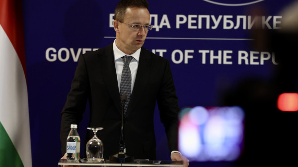 Sijarto: Povećanje udela Srbije u NIS-u matematički moguće