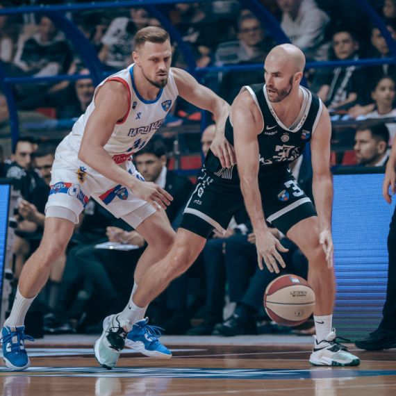 Partizan na +17 pred poslednju četvrtinu