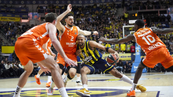 Fener jedva "ukrotio" Valensiju – Rivers promašio produžetak