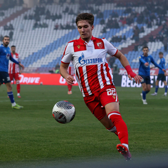 Arsenal želi "srpskog Pedrija" – prate ga Barsa i Bajern!