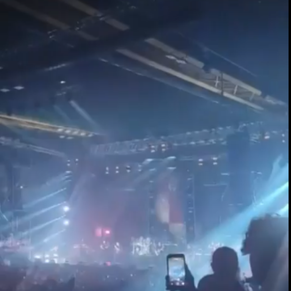 Anti-srpski poklici u Splitu: Brisel ćuti; I posle ovoga treba Srbija da primi Piculu? VIDEO