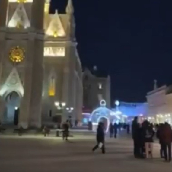 Fijasko; Blokaderi najavljivali masovan skup u Novom Sadu – pojavilo se jedva 150 ljudi VIDEO