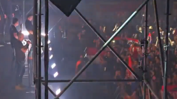 Ponovo se u Splitu orilo "za dom spremni"; "Picula, neka blokaderi uzmu to sa tvog švedskog stola, Vučić neće"