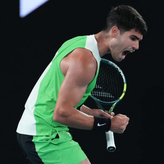 Alkaras krenuo po "komplet" Grend slem – lako umirio "Rod Lejver" arenu