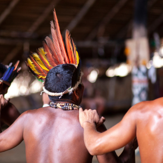 Širi se do sada najjasniji video izolovanog plemena, ljudi pišu: "Ostavite ih na miru" VIDEO