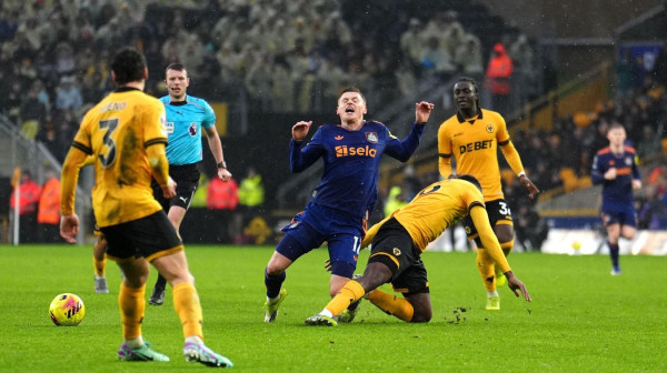 Vulvsi odoleli Njukaslu