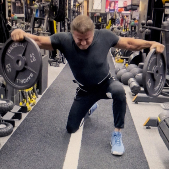 Silvester Stalone uskoro puni 80, ljudi ne veruju šta radi u teretani VIDEO