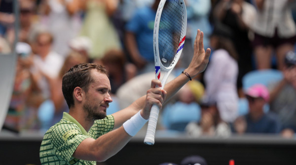 Medvedev i Rubljov uspešni na startu AO