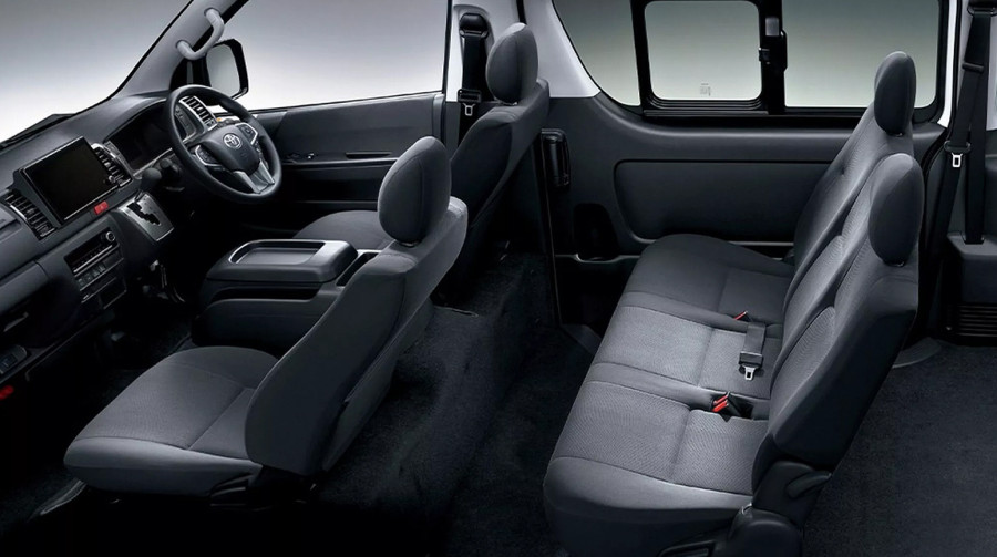 Kako to rade Japanci: Unapređuju i dalje prodaju kombi star 22 godine FOTO