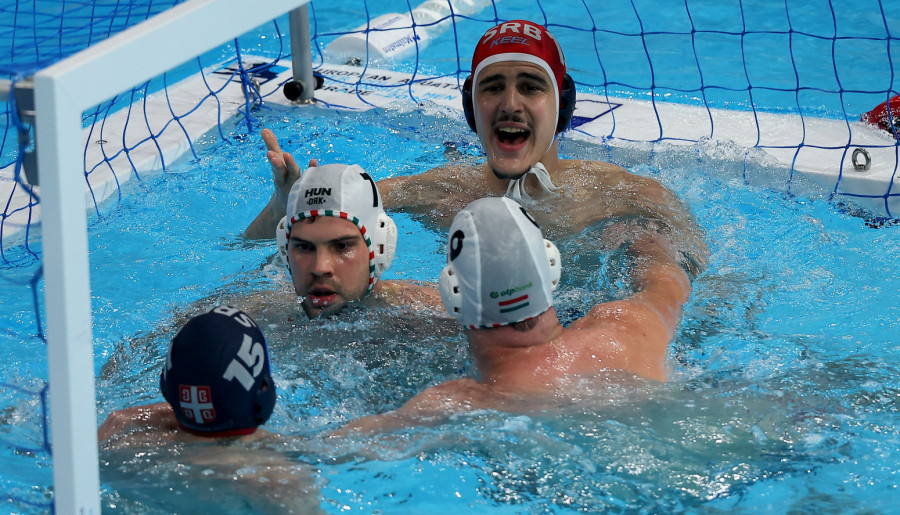 Kada ceo tim stane u jedan gol