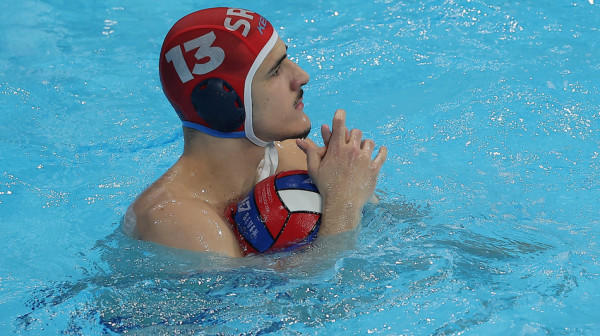 Arena mu skandira ime, a on to ne čuje: "Ko me malo poznaje, zna kakav sam" VIDEO