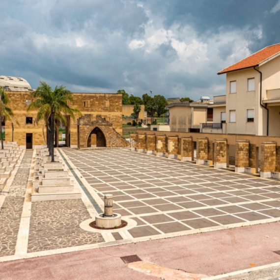 Ovaj sicilijanski grad nazivaju "gradom duhova": Fascinantno mesto u kojem gotovo niko ne želi da živi FOTO