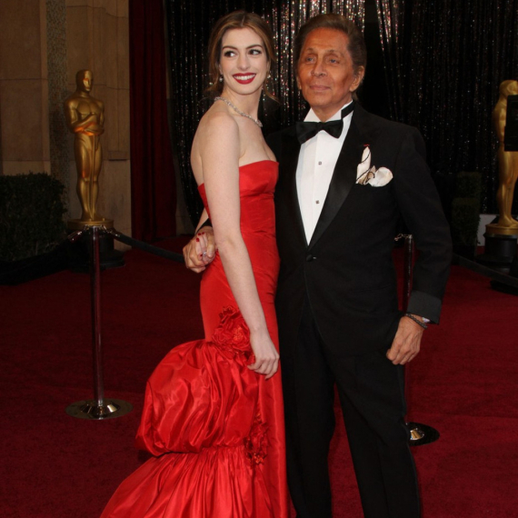 Jedna boja obeležila je modni izraz Valentina Garavanija: Zato su ga žene obožavale