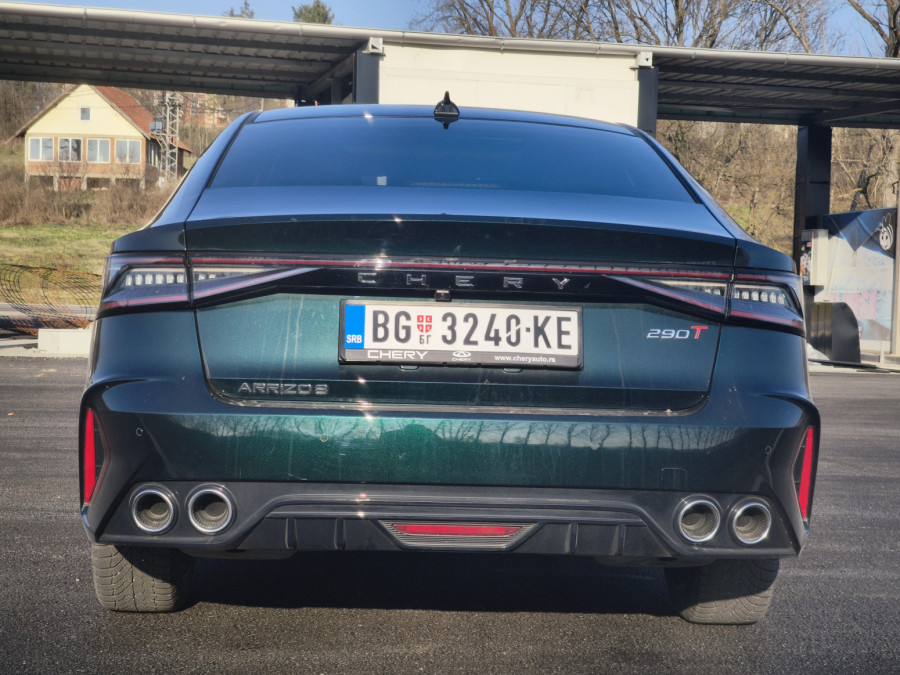 Vozili smo: Chery Arrizo 8 – hoću i ja da me zovu direktore