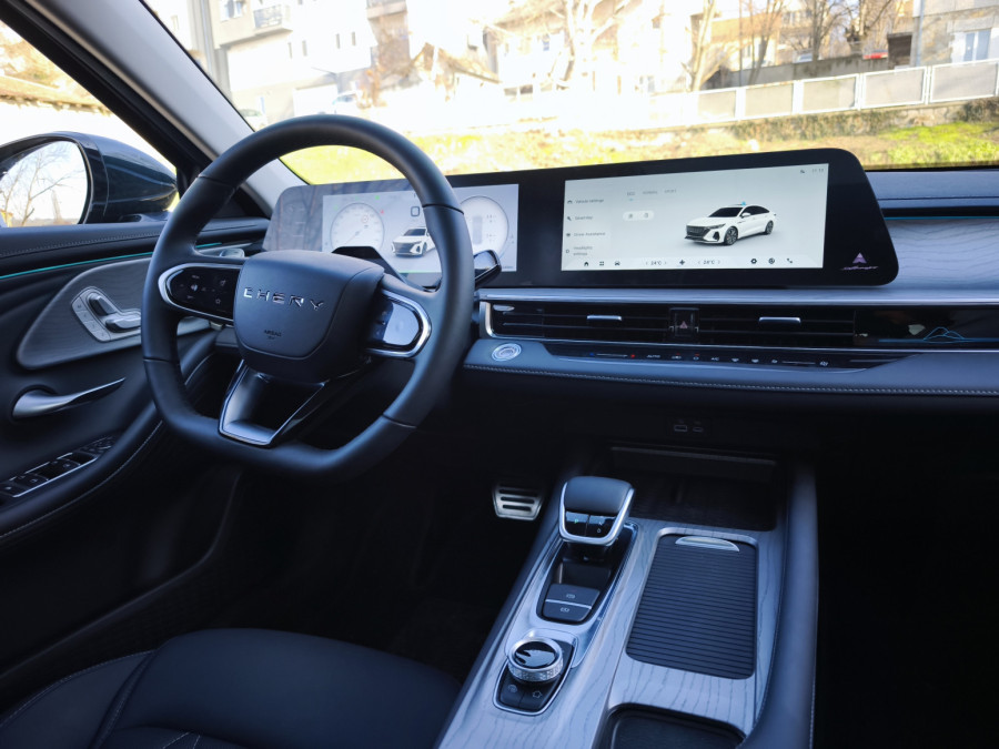 Vozili smo: Chery Arrizo 8 – hoću i ja da me zovu direktore