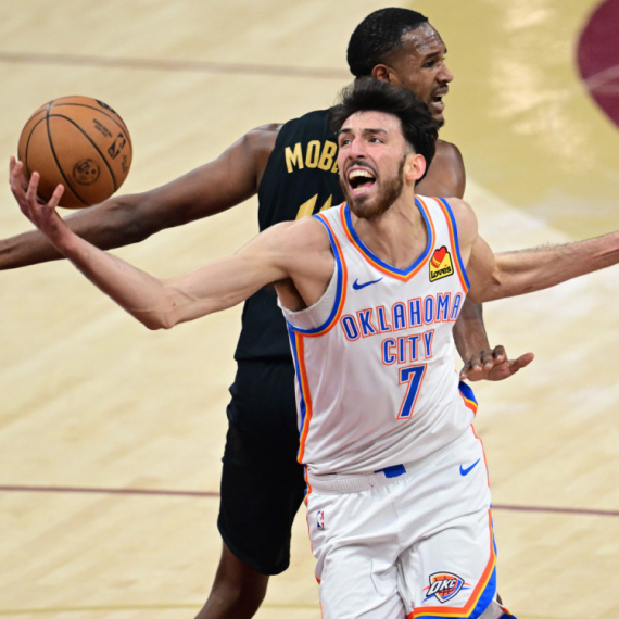 Oklahoma "zgromila" Klivlend