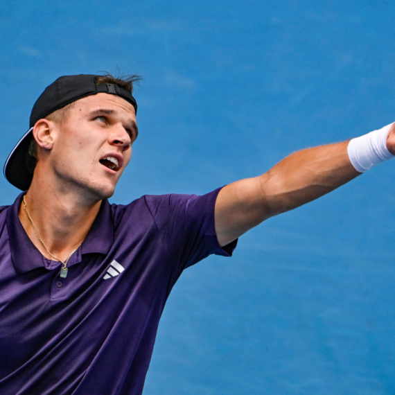 Novakov ozbiljni izazivač izbegao "giljotinu" u Melburnu