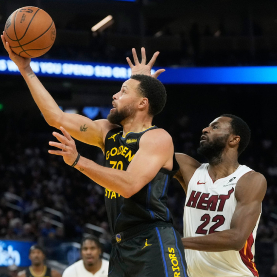 Joviću par minuta u teškom porazu Majamija