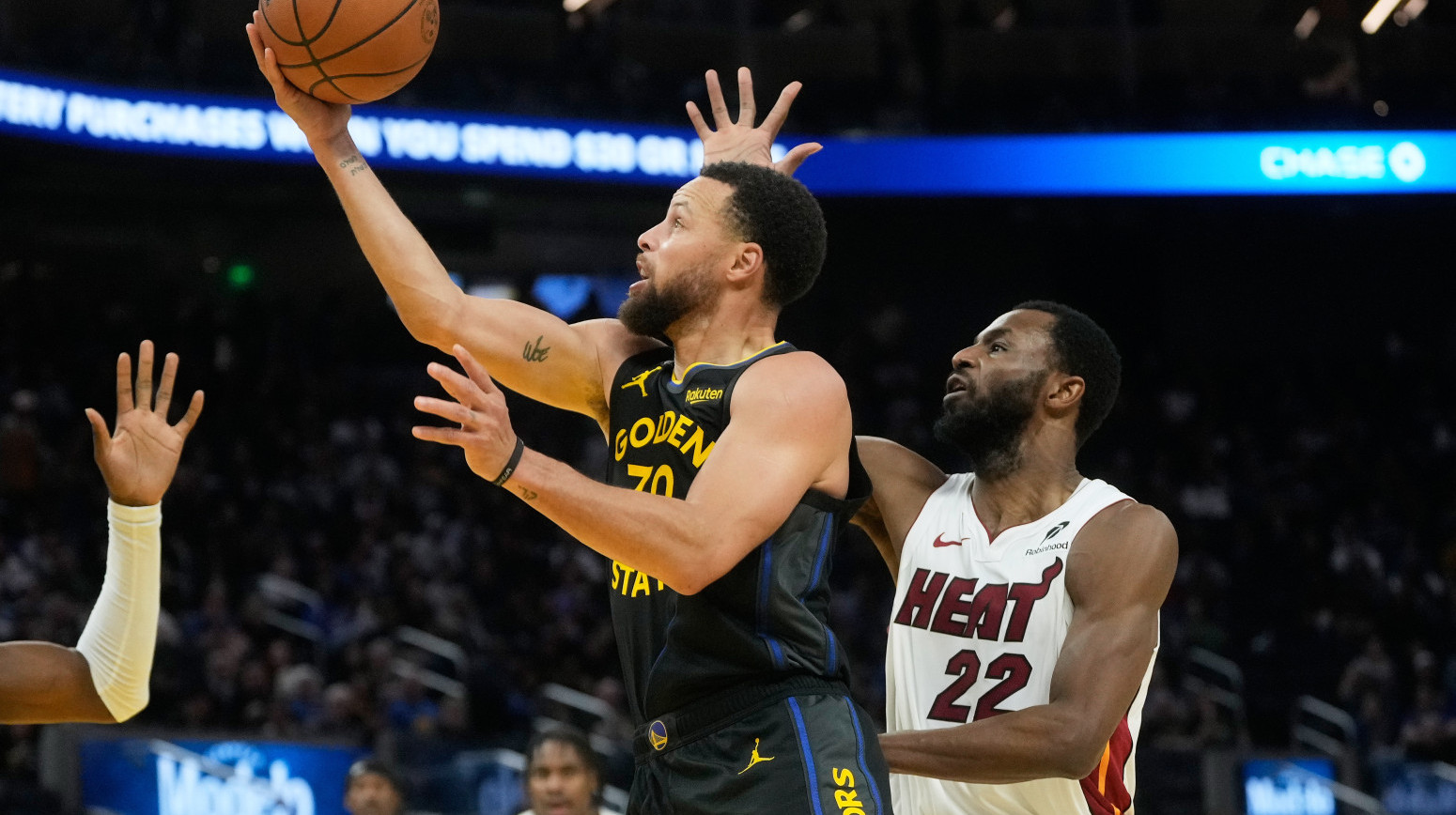 Joviću par minuta u teškom porazu Majamija