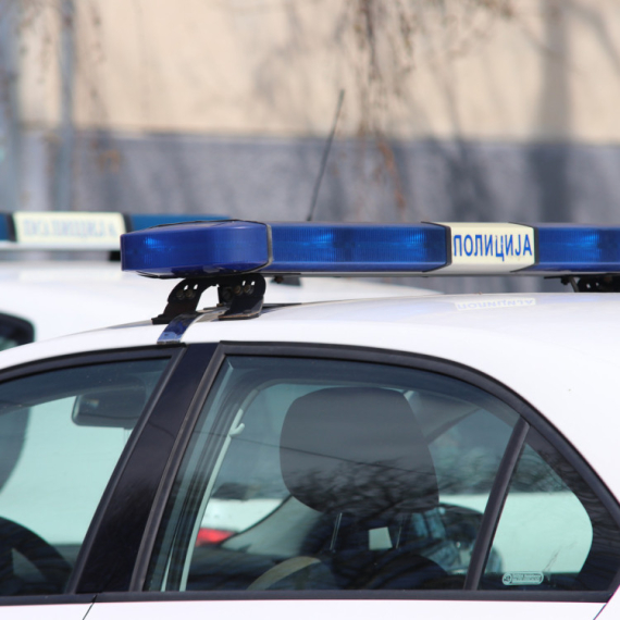 Čačaninu upali u kuću i pronašli laboratoriju: Gajio marihuanu u veštačkim uslovima