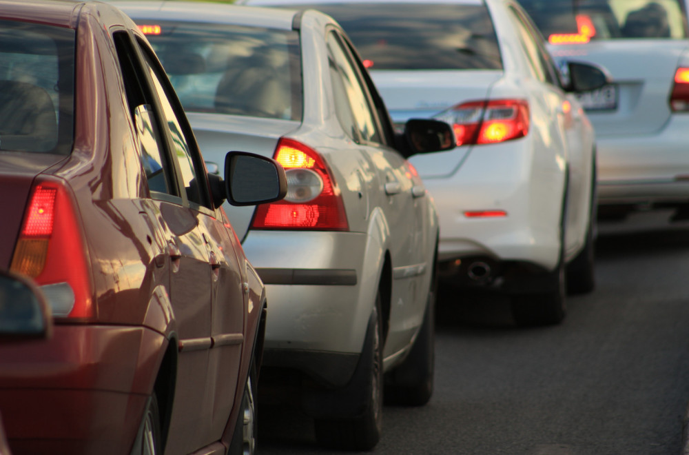 Uvezeni polovnjaci u Srbiji pod lupom: Dvostruko veći rizik od vraćene kilometraže