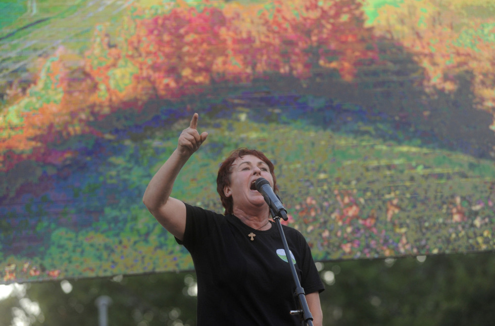 Brnabić: Pretnje jahanjem, smrću, nasiljem su uobičajeni narativ blokadera; Sramota kakvu svet nije video