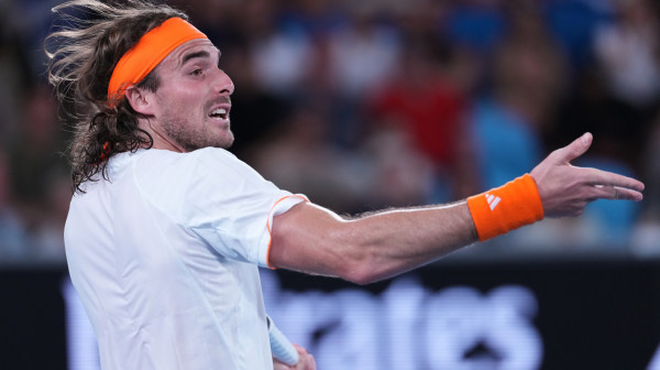 Cicipas prošao dalje nakon tri sata i preokreta